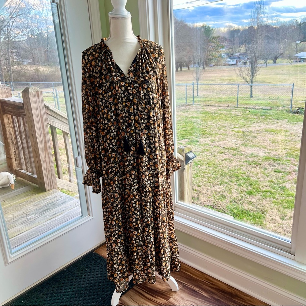 Black floral long sleeve maxi dress